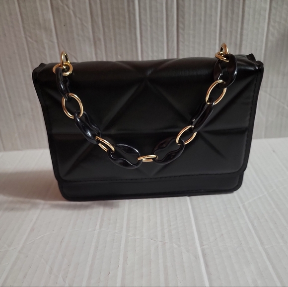 Black Quilted Black Chain Strap Purse NWT - Picture 7 of 9